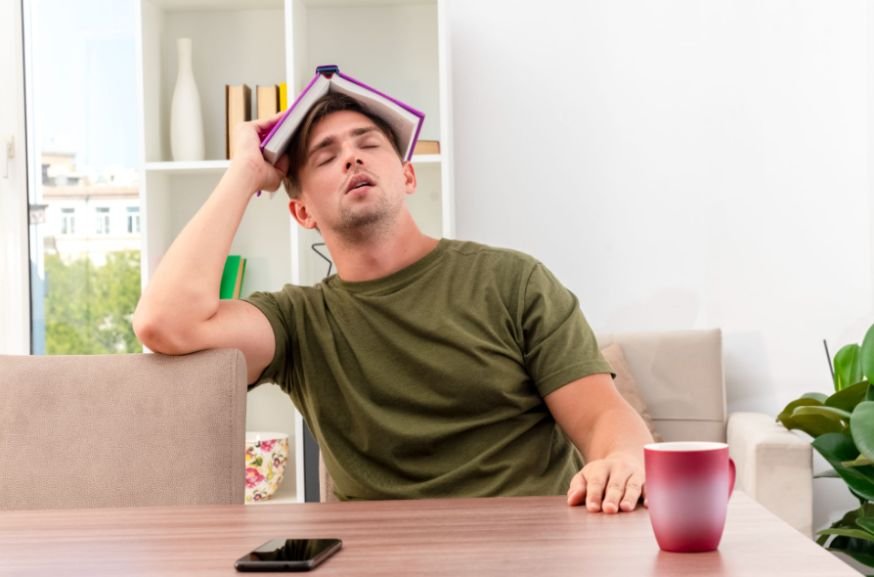 Can a Power Nap Reduce Midday Fatigue?