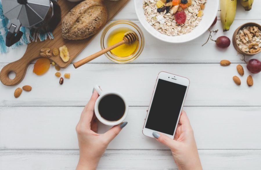 Healthy Habits to Reduce Screen Time Before Your Phone Steals the Day